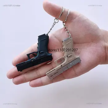 2023 Vysoko Kvalitného Kovu Pištole, Zbraň Miniatúrny Model Zliatiny Ríše 1:3 Glock Shell Vyhadzovanie Keychain Model Ornament